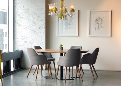 Furniture & Decor